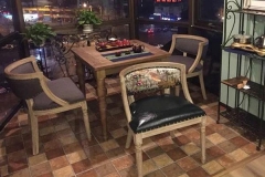 美式西餐厅桌椅的做旧工艺