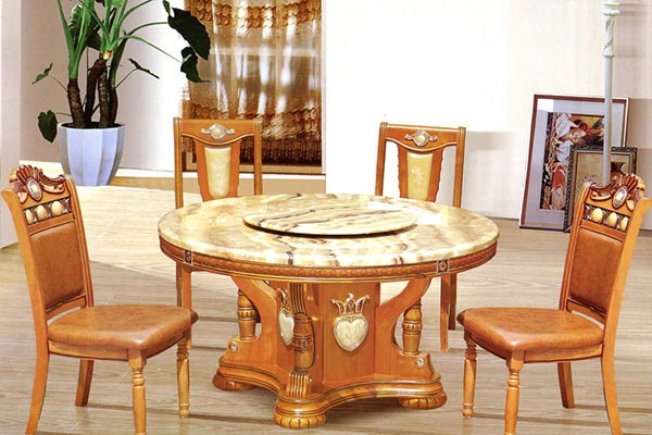 泰式餐桌椅图片